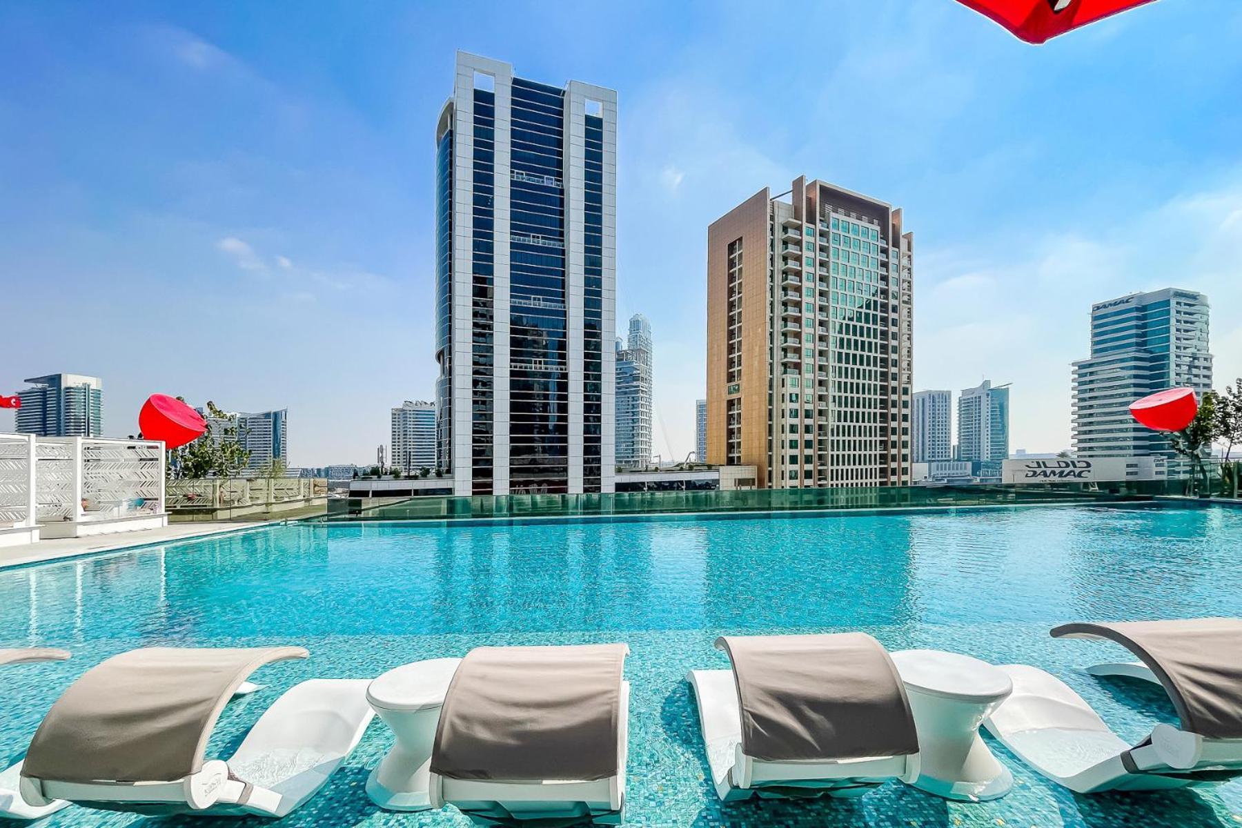 Modern In Bustling Business Bay - Mag 318 Dubaï
